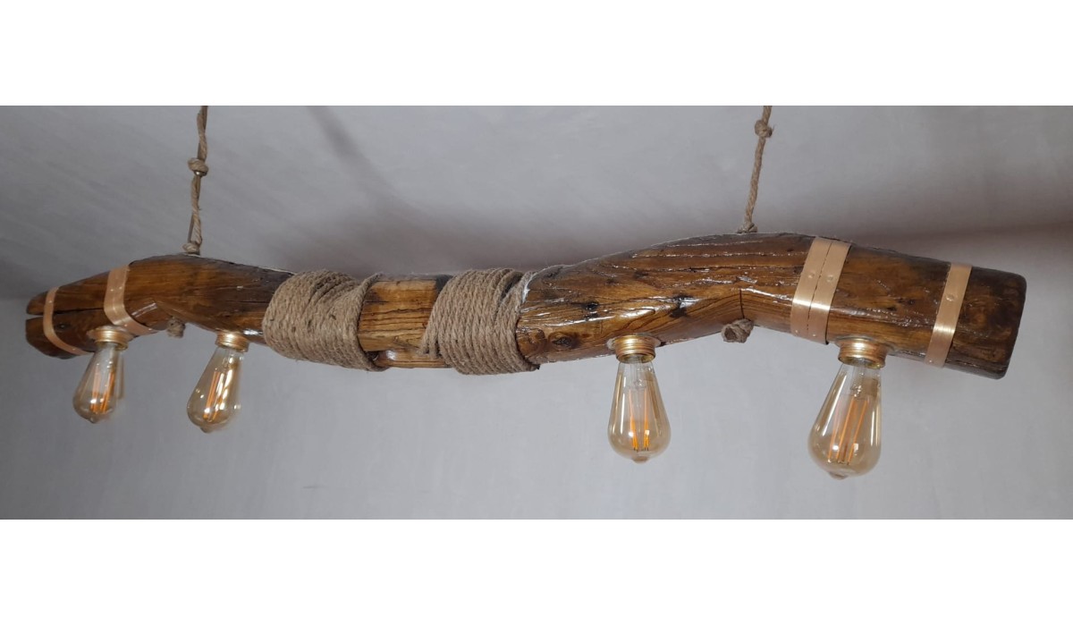 Ilumina tu hogar con encanto: Lámparas artesanales de vigas de madera antigua